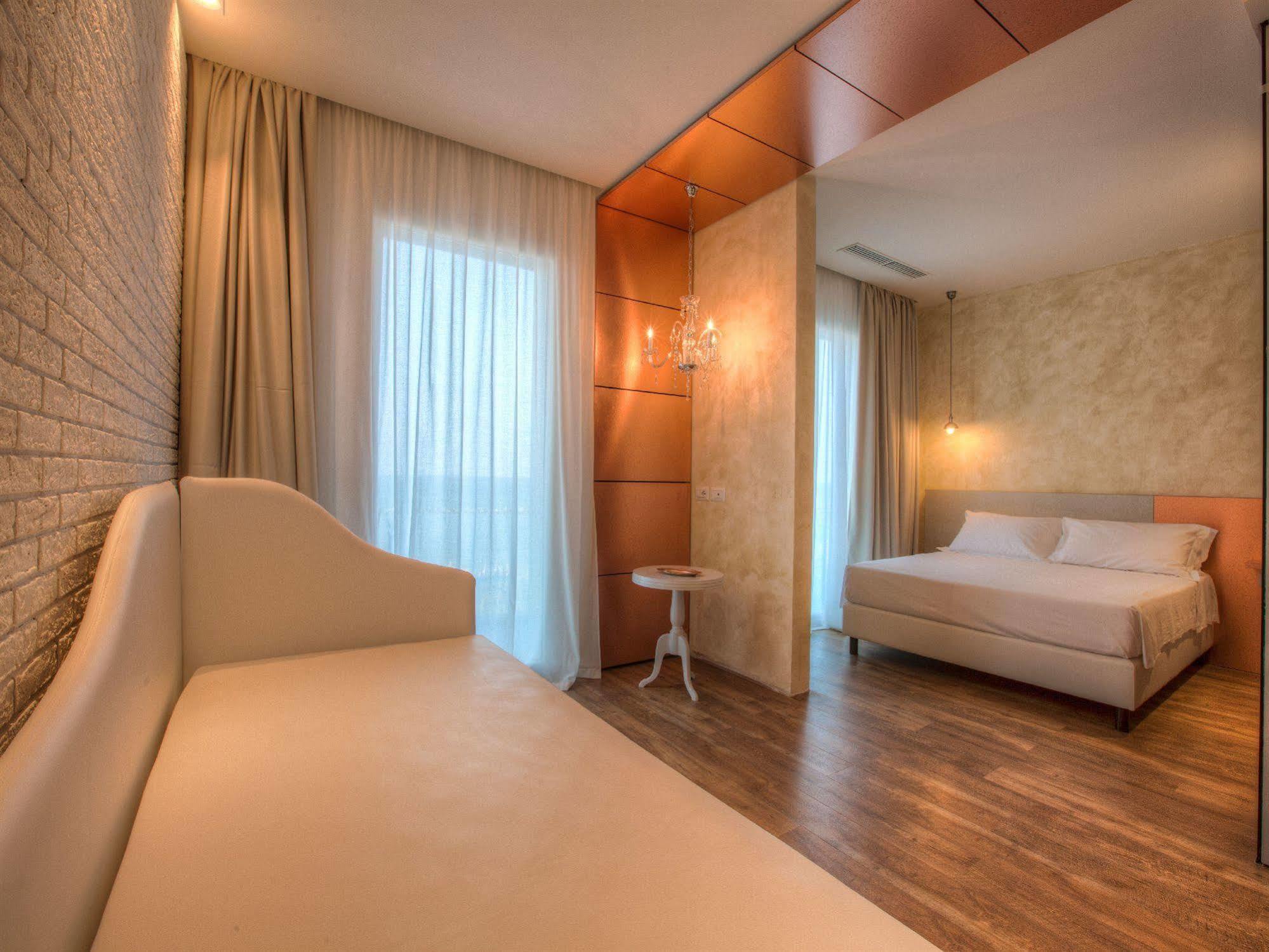 Bell Suite Hotel Bellaria-Igea Marina Exterior photo